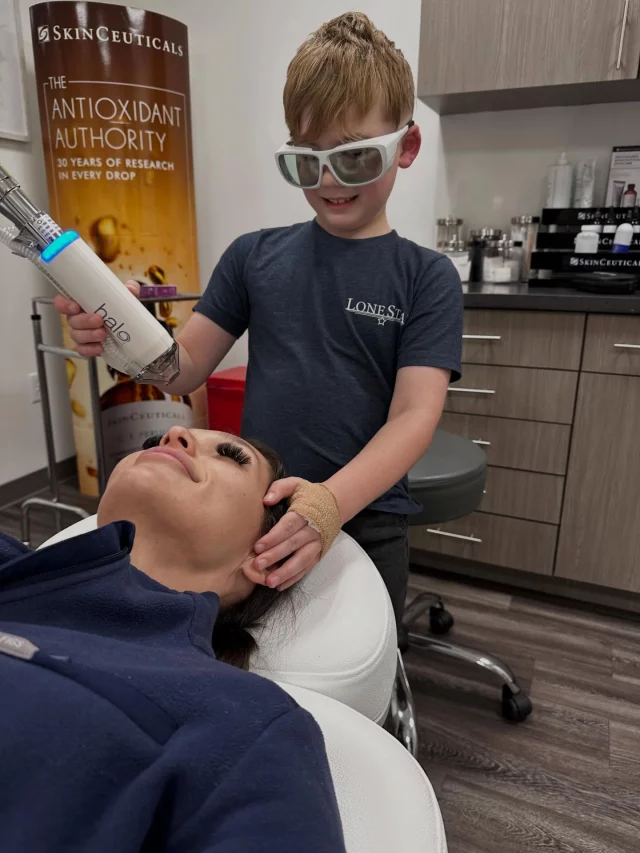 When your laser tech is booked solid so HR says, “Train the next generation.”

New laser surgeon unlocked 🔓
Experience level: 2nd grade
Patient trust: 100%

✨ Laser season is ON
✨ New laser consults now open
✨ Don’t wait till summer and regret it

#FutureSurgeon
#NextGeneration
#TrainingTheNextGen
#WorkCulture
#ClinicLife